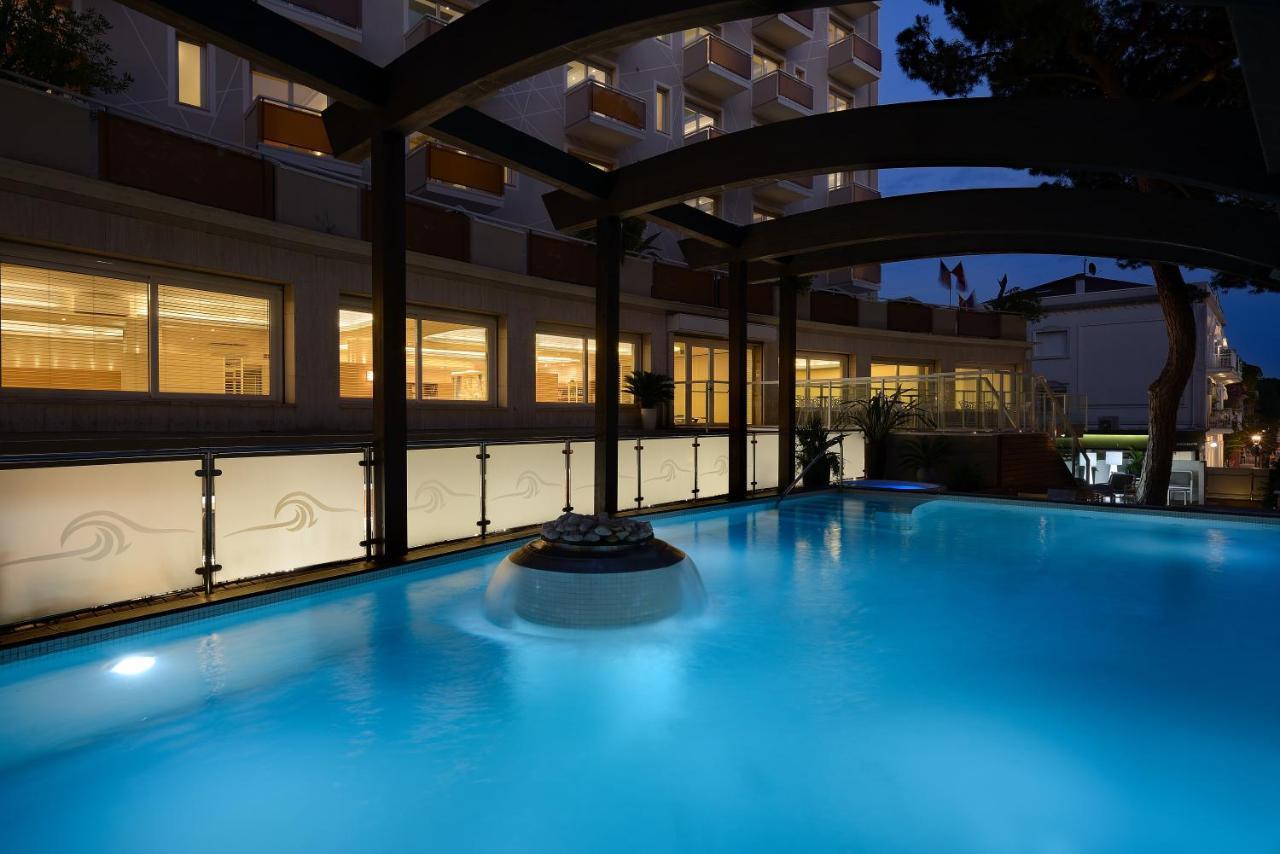 Hotel Concord Riccione Exterior foto
